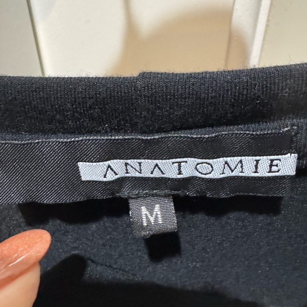 Anatomie Black Cream Stripe Mesh Long Sleeve Top Size M Travel Luxe Lightweight - Picture 10 of 13